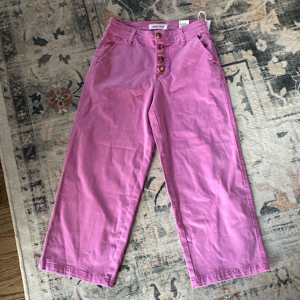 Tribal Jeans Wide leg Cropped pants.  Audrey size 4